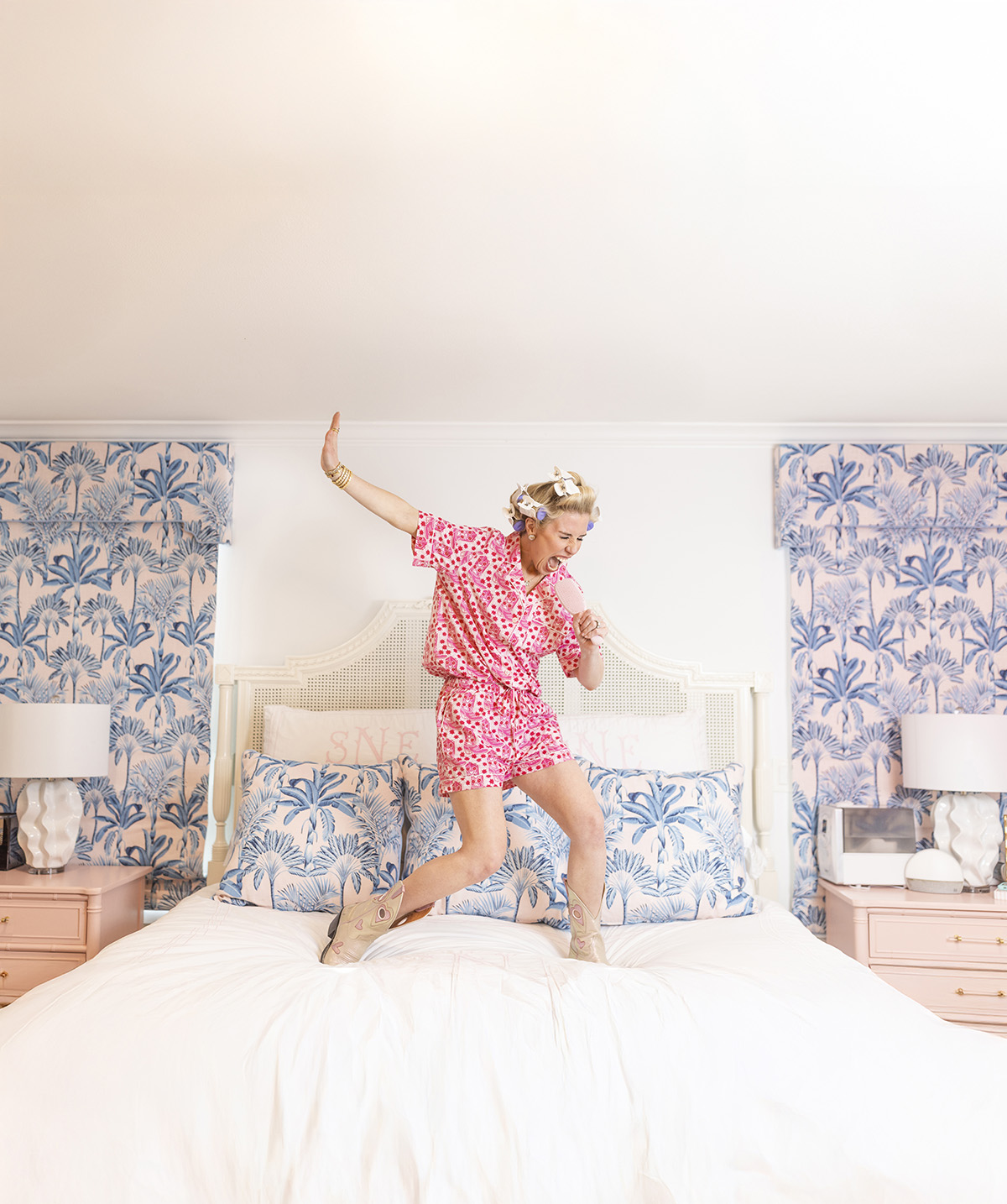 Sainty poses to sing a tune