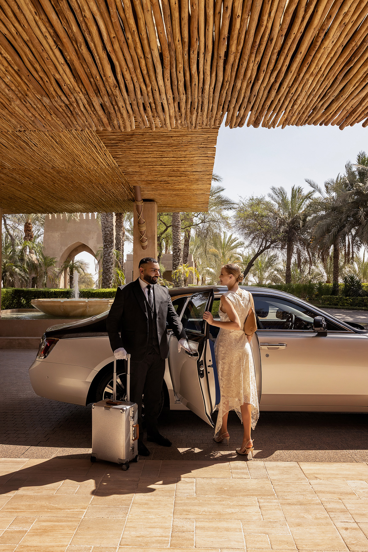 Cruise Dubai Rolls-Royce Ghost Series II rideshare