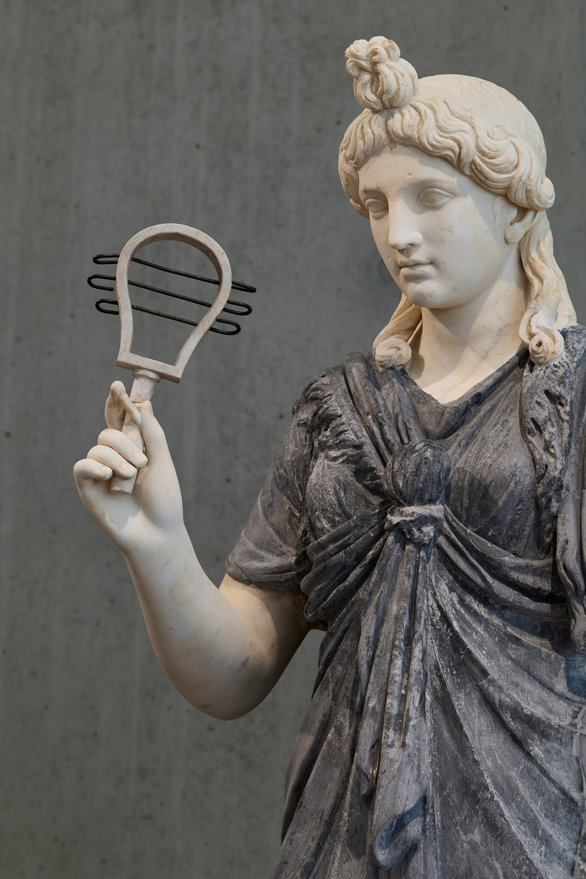 Detail of Statue of Isis - MT 180 © Fondazione Torlonia, PH Agostino Osio