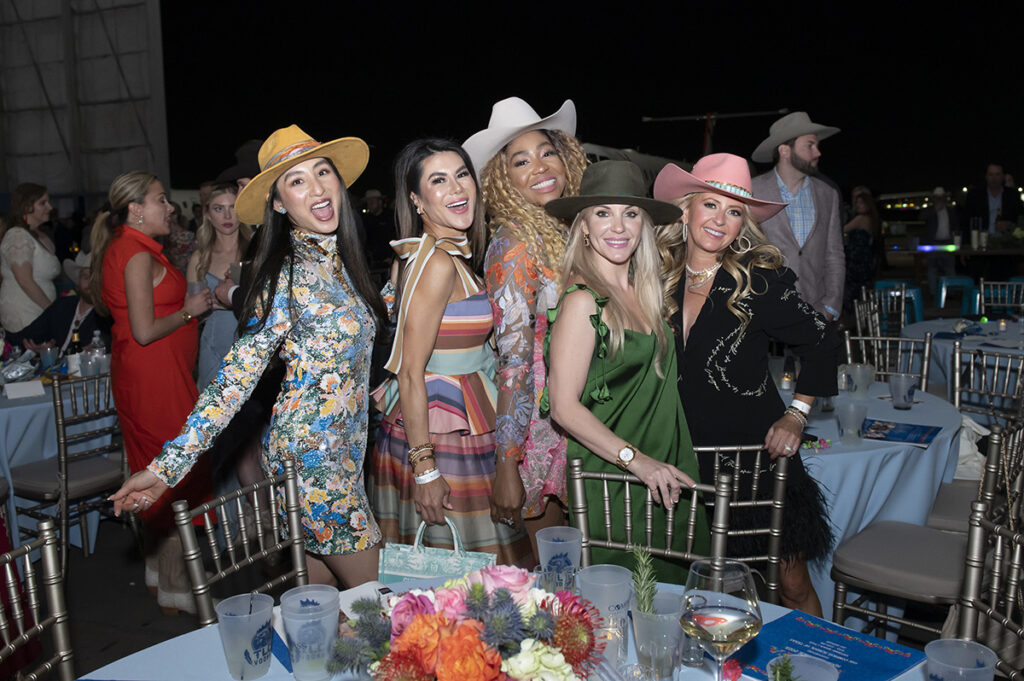 Sharon Clark, Madelaine Lam, Ese Grembowski, Heidi Vassa and Katy Brooks